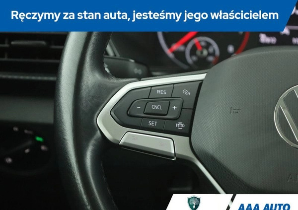 Volkswagen T-Cross cena 75000 przebieg: 47810, rok produkcji 2021 z Legionowo małe 211